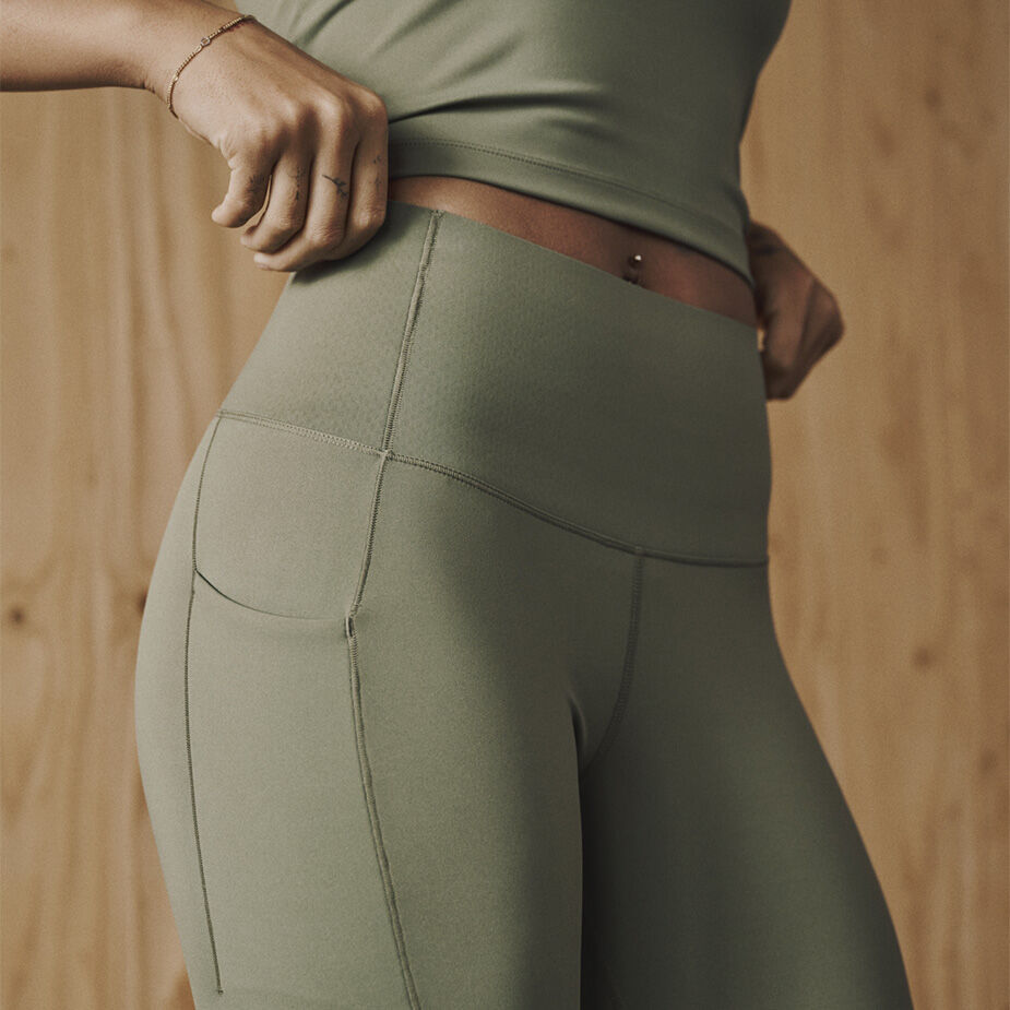 Mobile Image 2 for 1x2 Media Block